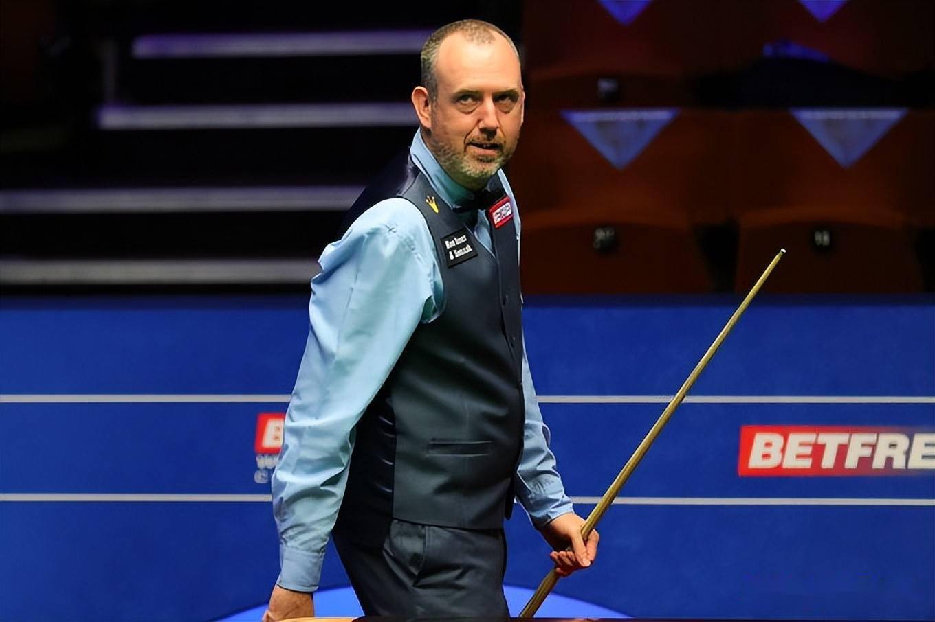 及精神状态 及精神状态