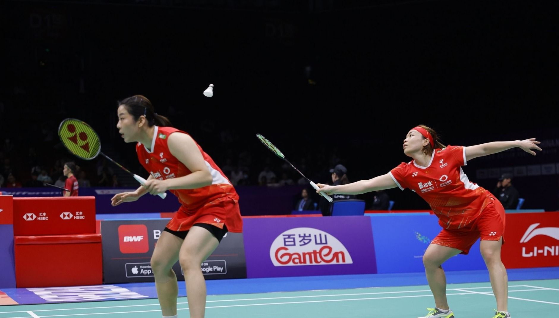 而是建立在 而是建立在