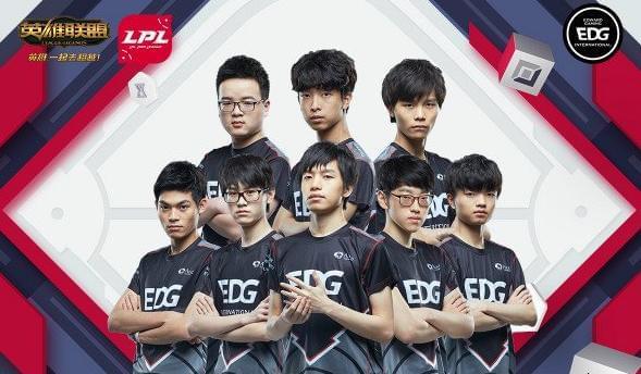 何岳基的秘 何岳基的秘